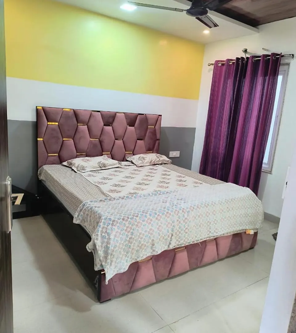 Hotel Dream Taj Family Rooms 200Mtr From Taj Mahal Agra  India