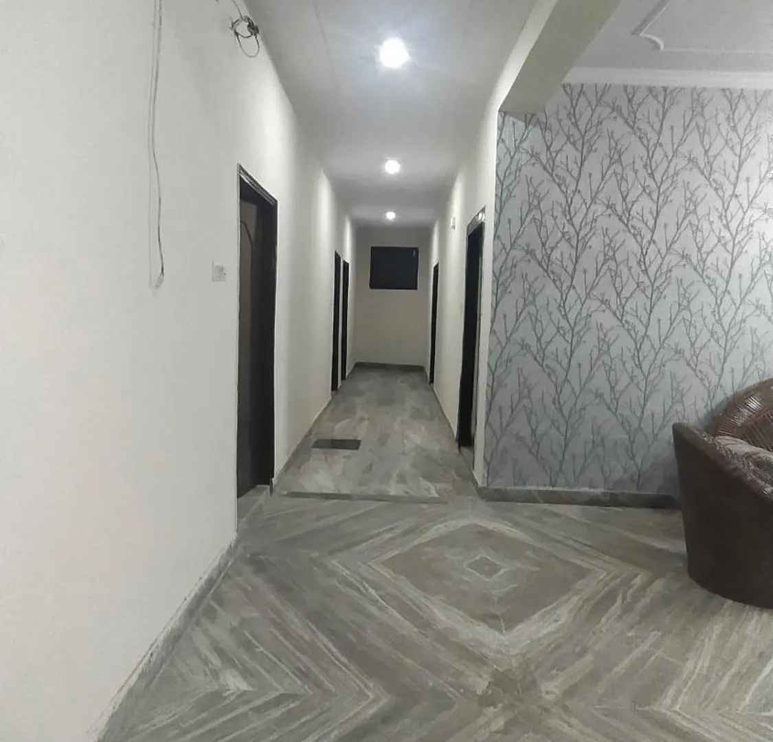 Hotel Dream Taj Family Rooms 200Mtr From Taj Mahal Agra  Agra (Uttar Pradesh)